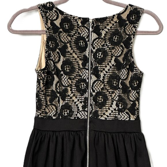 Lace Top Black and Tan A-Line Mini Dress Size Small with Zipper Back - Picture 3 of 6